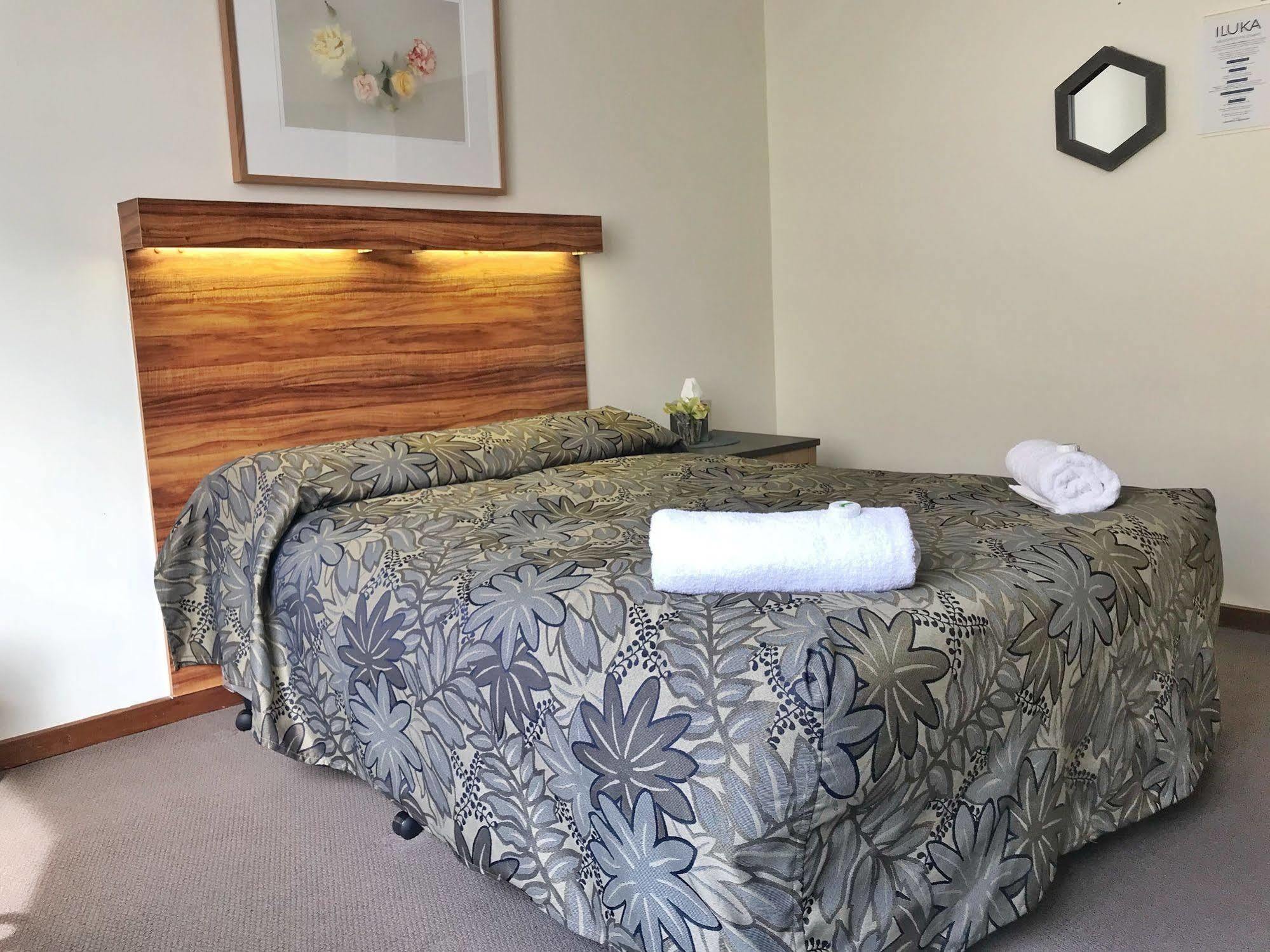 Blue Ocean Motel אפולו ביי מראה חיצוני תמונה